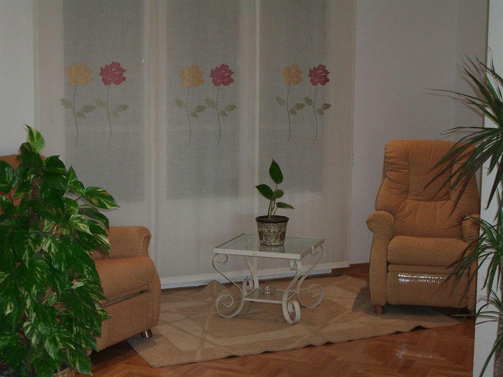 Hostal Jerez Madrid Buitenkant foto