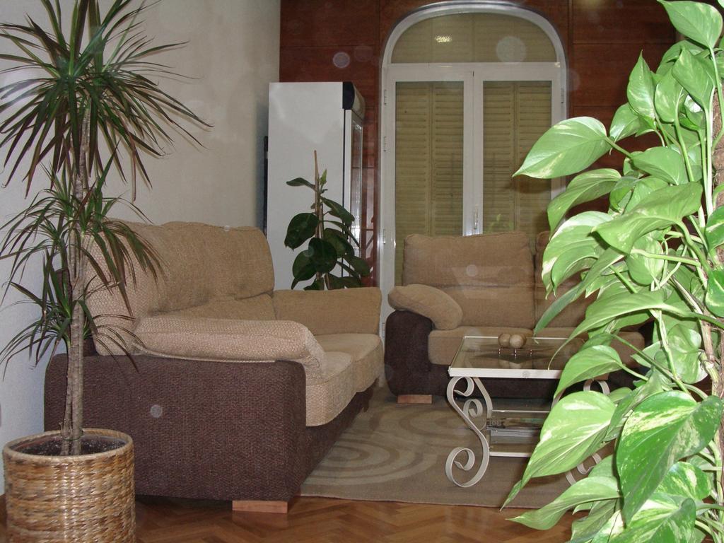 Hostal Jerez Madrid Buitenkant foto