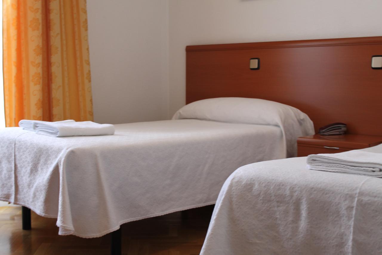 Hostal Jerez Madrid Buitenkant foto